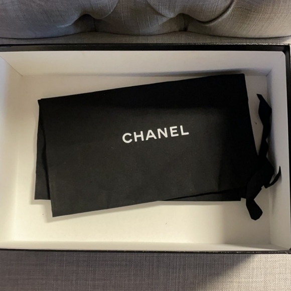 100% Authentic CHANEL Sandals - Picture 6 of 8